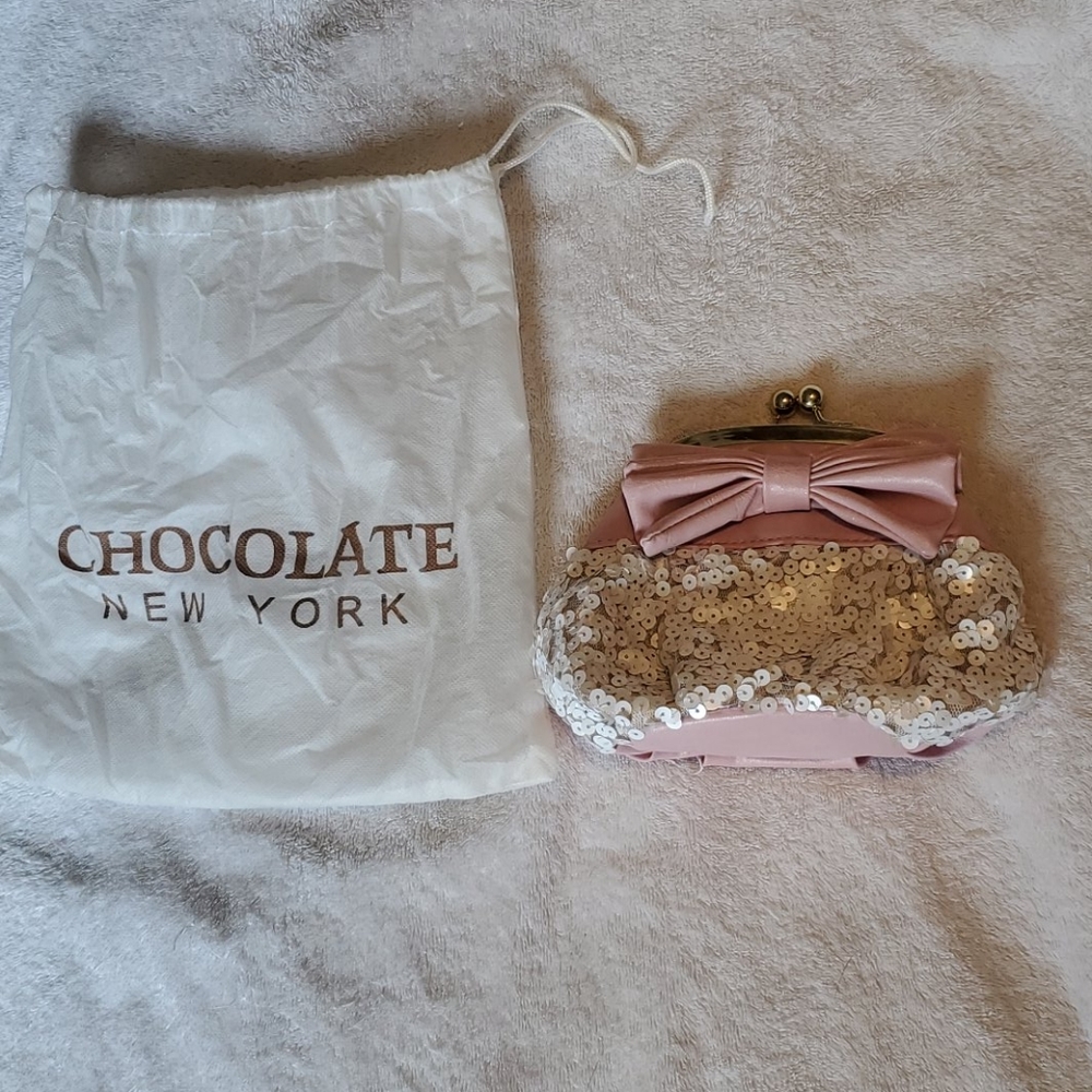 Chocolate New York Pink Clutch